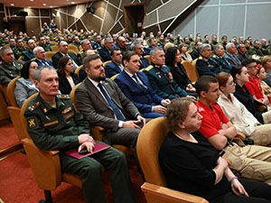 Смоленские воины-железнодорожники отметили юбилей своей бригады      