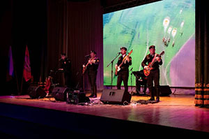 В Благовещенске прошел концерт ансамбля «Черные Береты»          