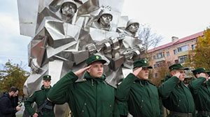 Память погибших во время ВОВ курсантов почтили в Подольске