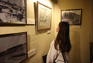 Выставка «Хранитель времени» открылась в Изборске                