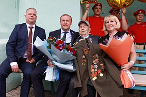 Ветеран из Алапаевска отметил 100-летний юбилей        