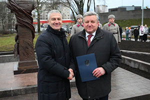 Памятник генералу Фролову сегодня открыли в Петрозаводске